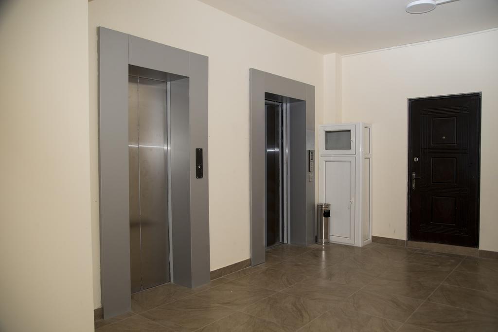 City Centre Apartments By Picnic Yerevan Luaran gambar
